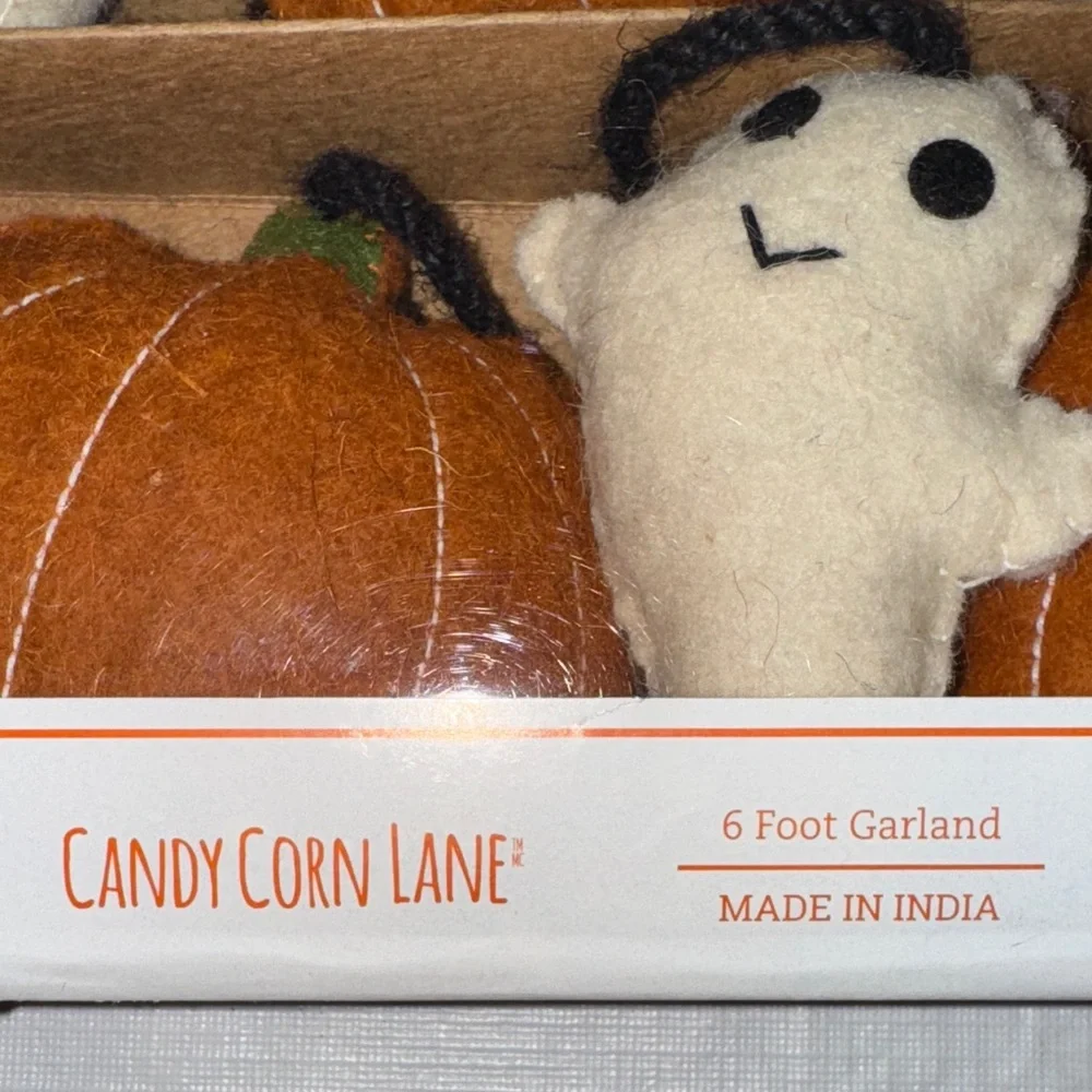 New felt 6 foot Halloween Pumpkin and Ghost Garland